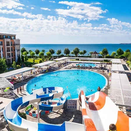 Apartment Flat At Prestige Fort Beach *
